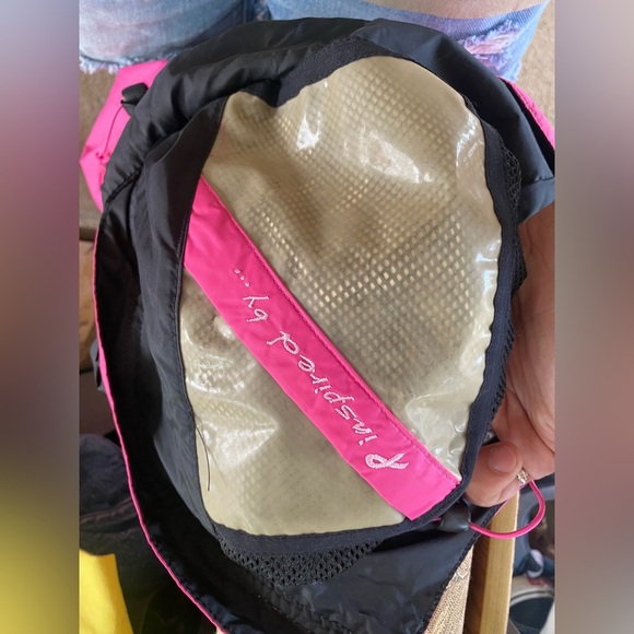 Columbia Omni-Tech Waterproof Rain Windbreaker Breast Cancer Awareness XS - Picture 8 of 9